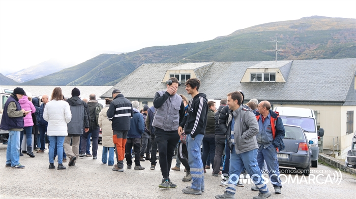 somoscomarca_2311129_carballeda_pizarra_irosa_samaca_desaucio_empresa (25)