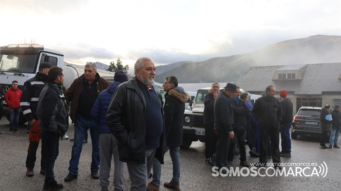 somoscomarca_2311129_carballeda_pizarra_irosa_samaca_desaucio_empresa (30)