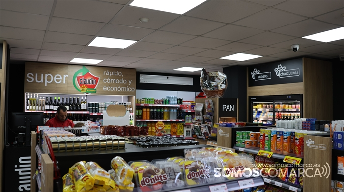 somoscomarca_231201_vilamartin_claudioexpress_estaciondeserviciosobreira_inauguracion (3)