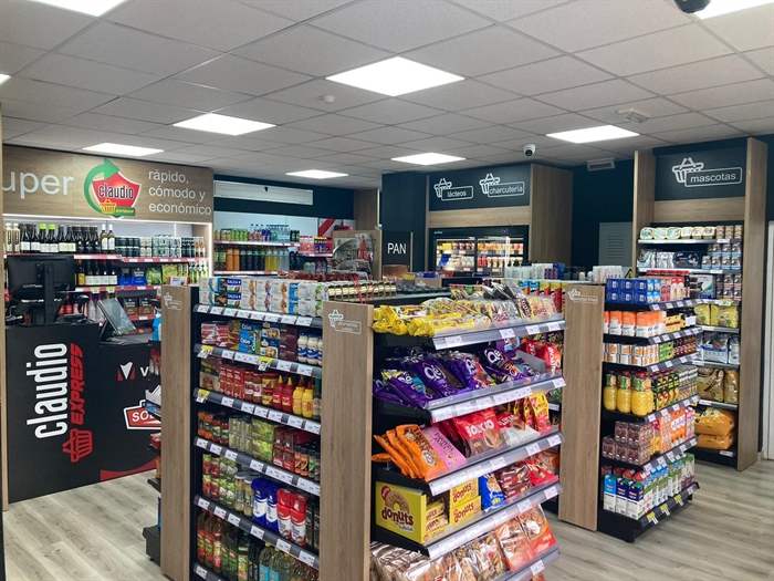 somoscomarca_231201_vilamartin_claudioexpress_estaciondeserviciosobreira_inauguracion (17)