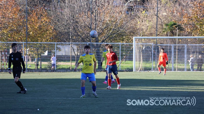 somoscomarca_231202_futbol_basescdbarco_basescdrua_derbi_juveniles (17)