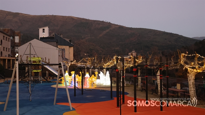 somoscomarca_231216_sobradelo_navidad_jardintematico_luces_decoracionnavideña (27)