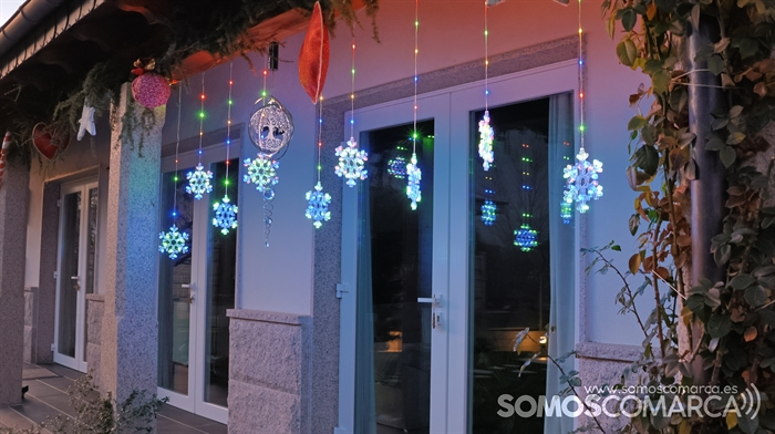 somoscomarca_231227_arcos_decoracionnavideña_casailuminadanavidad_lucesnavidad (3)