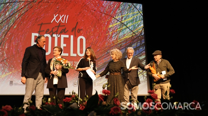 somoscomarca_20240120_obarco_festadobotelo_homenaje_concepcionmoral_arrabouxo_orfeonvaldeorres (14)