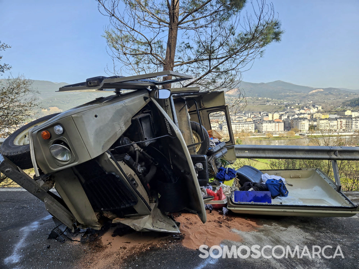 $(somoscomarca_obarco_Accidente_ambulancia_bomberos_obarco_Santigoso_excarcelacion_2024-01-31)_05