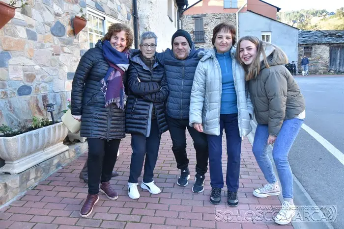 somoscomarca_vilamartin_desfilefolions_2024 (34)