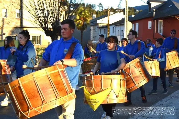 somoscomarca_vilamartin_desfilefolions_2024 (1)