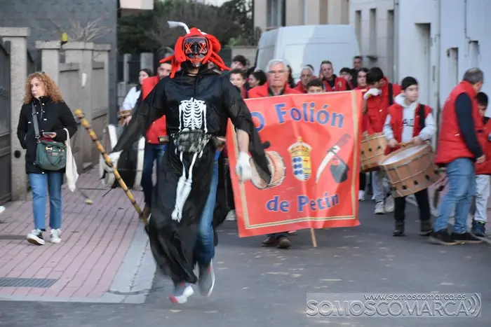 somoscomarca_vilamartin_desfilefolions_foliondepetin_2024 (22)