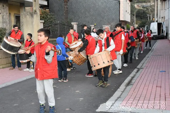 somoscomarca_vilamartin_desfilefolions_2024 (24)