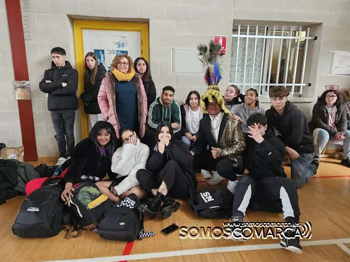 somoscomarca_obarco_entroido_ieslauroolmo_2024 (3)