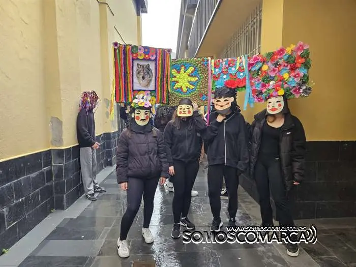 somoscomarca_obarco_entroido_ieslauroolmo_2024 (4)