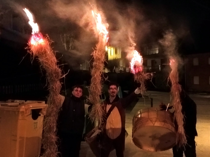 somoscomarca_240212_aveiga_entroido_fachos (11)