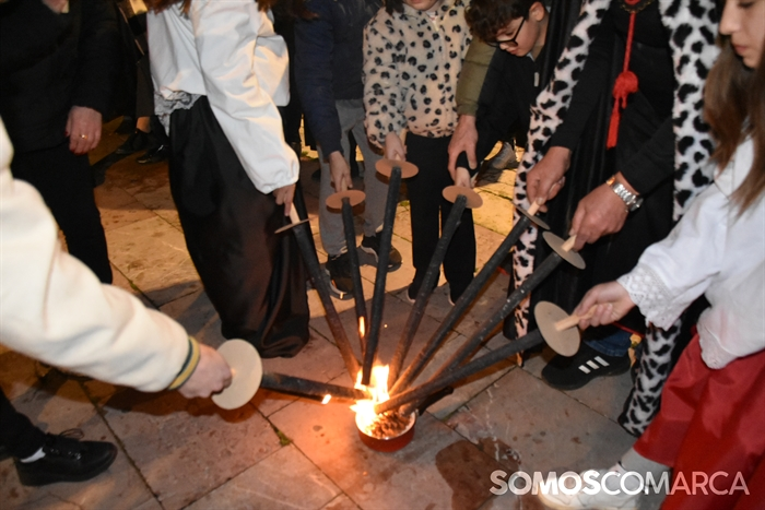 somoscomarca_obarco_plazamayor_entroido_enterrosardiña_2024 (29)