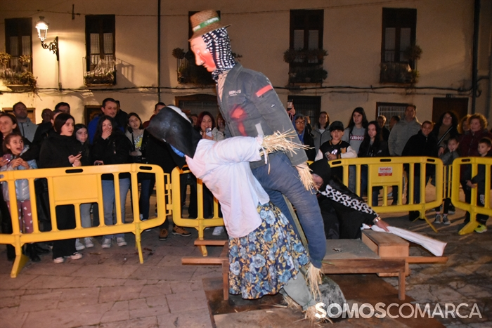 somoscomarca_obarco_plazamayor_entroido_enterrosardiña_2024 (14)