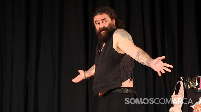 p_somoscomarca_240302_arua_elsevilla_monologo_centroculturalavenida_actuacion (31)