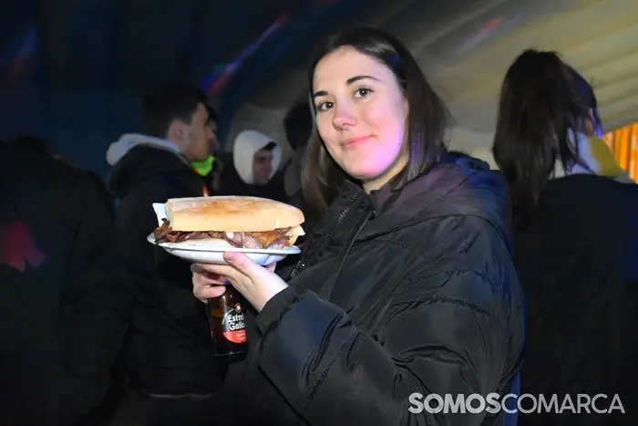 somoscomarca_aportela_portomourisco_conciertosolidario_aecc_arabiosa_2024 (25)