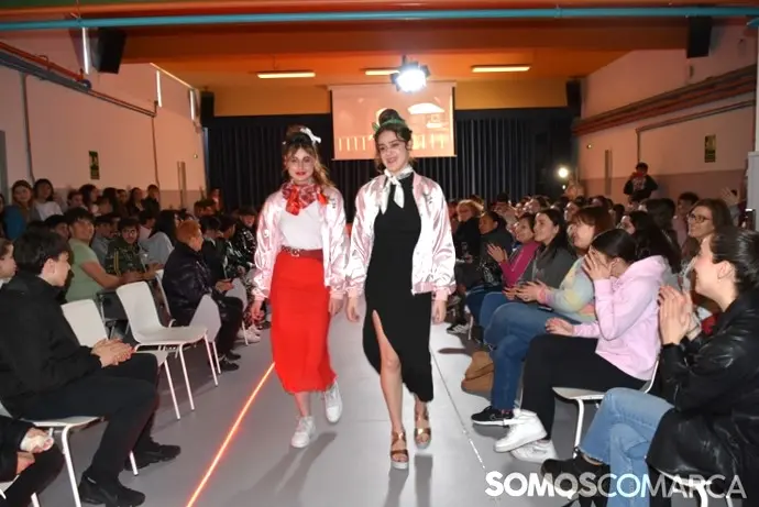 somoscomarca_obarco_ieslauroolmo_desfile_maquillaje_peluqueria_2024 (12)