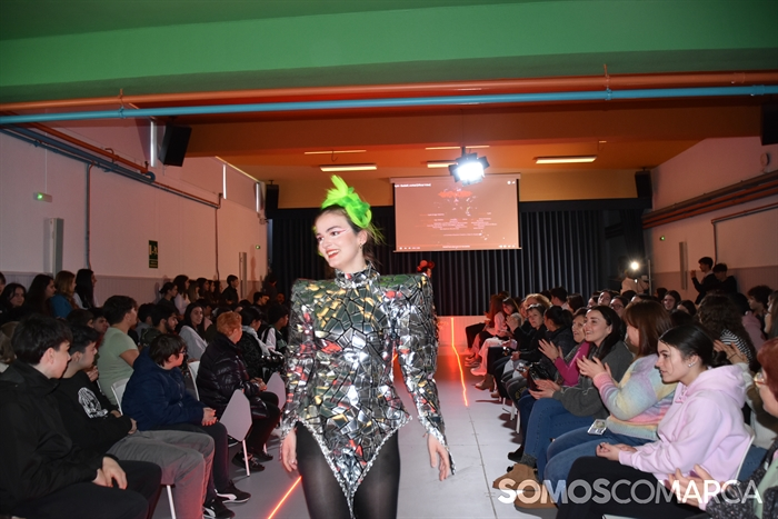 somoscomarca_obarco_ieslauroolmo_desfile_maquillaje_peluqueria_2024 (46)
