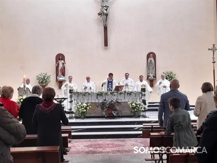 somoscomarca_20240408_sobradelo_fiestasencarnacion_iglesia_procesion (5)