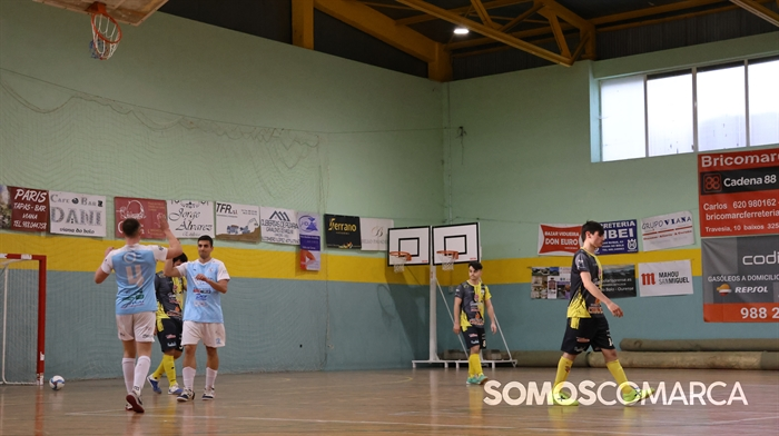 somoscomarca_13_04_futbolssala_vianariño6765