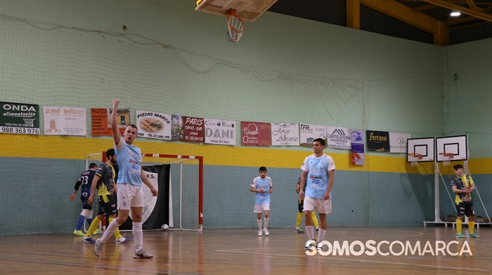 somoscomarca_13_04_futbolssala_vianariño6777
