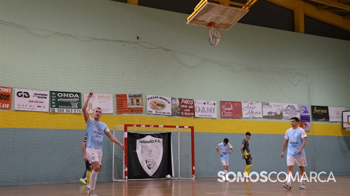 somoscomarca_13_04_futbolssala_vianariño6778