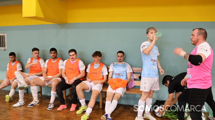 somoscomarca_13_04_futbolssala_vianariño6793