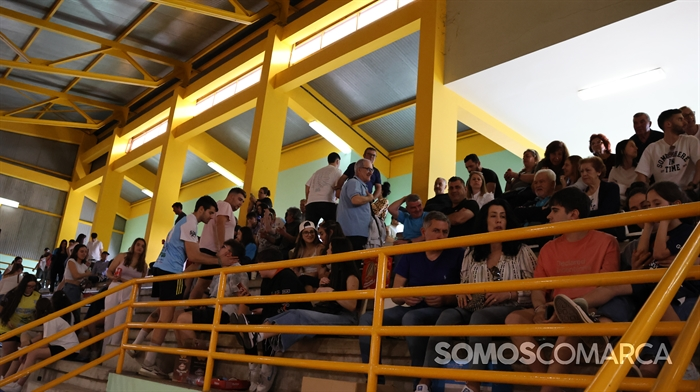 somoscomarca_13_04_futbolssala_vianariño6801