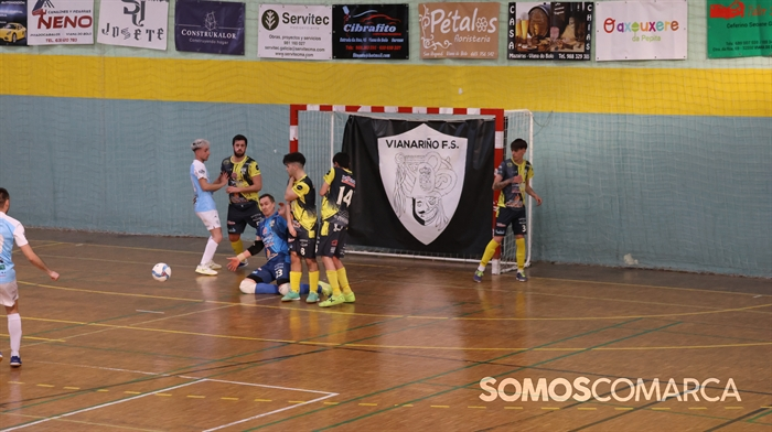 somoscomarca_13_04_futbolssala_vianariño6803