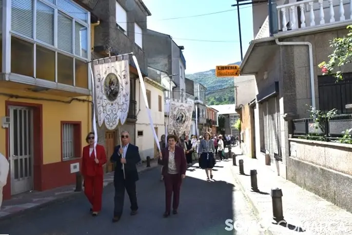 somoscomarca_20240423_vilamartin_fiestas_sanjorge_procesion (19)