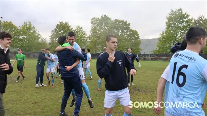 somoscomarca_240504_viana_cdviana_ascensoprimera_celebracion_461 (44)