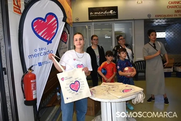 somoscomarca_20240525_obarco_mercado_plazadeabastos_diadomercado_placeros (23)