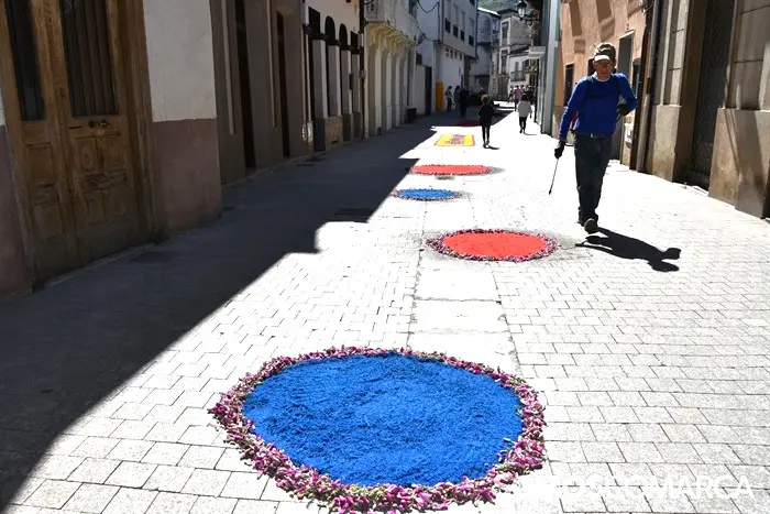 somoscomarca_20240602_obarco_cascovello_alfombrascorpus (37)