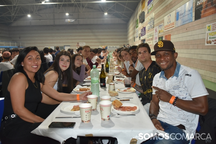 somoscomarca_20240608_vilamartin_pabellon_cdcorgomo_cena_aficion (43)