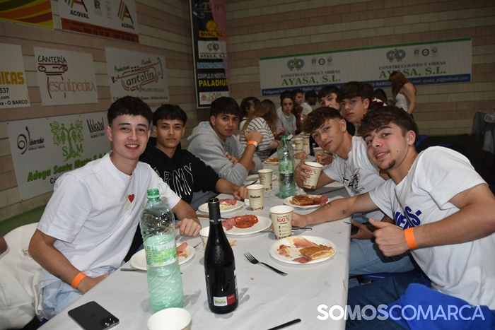 somoscomarca_20240608_vilamartin_pabellon_cdcorgomo_cena_aficion (48)