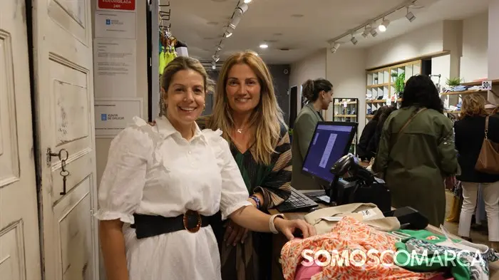 somoscomarca_240614_obarco_noiteblanca_batucada_tiendas_comercio_cca1140