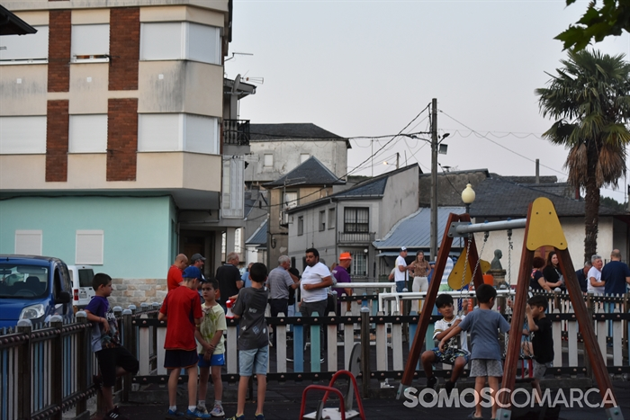 somoscomarca_20240623_vilamartin_obarco_nochesanjuan_sardinas_fogatas_chorizos (41)
