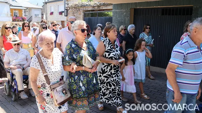 somoscomarca_240725_petin_festasantiago_procesion_plazaterraza_mesas (3)