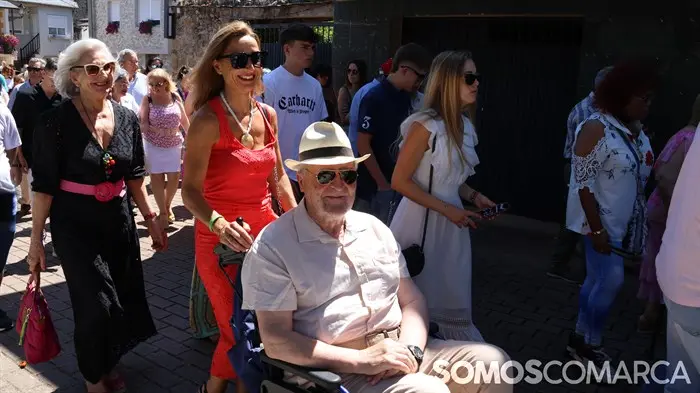 somoscomarca_240725_petin_festasantiago_procesion_plazaterraza_mesas (4)