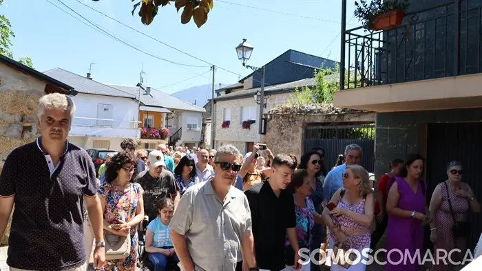 somoscomarca_240725_petin_festasantiago_procesion_plazaterraza_mesas (5)