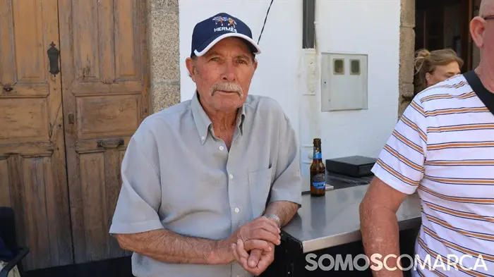 somoscomarca_240725_petin_festasantiago_procesion_plazaterraza_mesas (21)