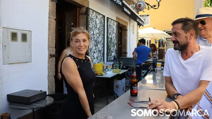 somoscomarca_240725_petin_festasantiago_procesion_plazaterraza_mesas (22)