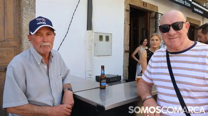 somoscomarca_240725_petin_festasantiago_procesion_plazaterraza_mesas (23)