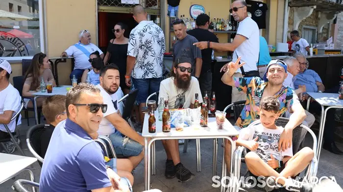 somoscomarca_240725_petin_festasantiago_procesion_plazaterraza_mesas (30)