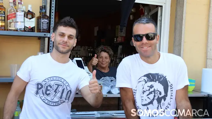 somoscomarca_240725_petin_festasantiago_procesion_plazaterraza_mesas (32)