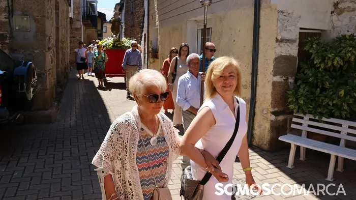 somoscomarca_240726_petinsantaana_procesion_bares_terraza`procesionJPG (1)