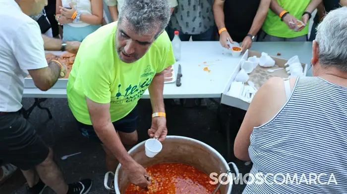 somoscomarca_240802_vilamartin_covas_apequena_nitapregonera 2003