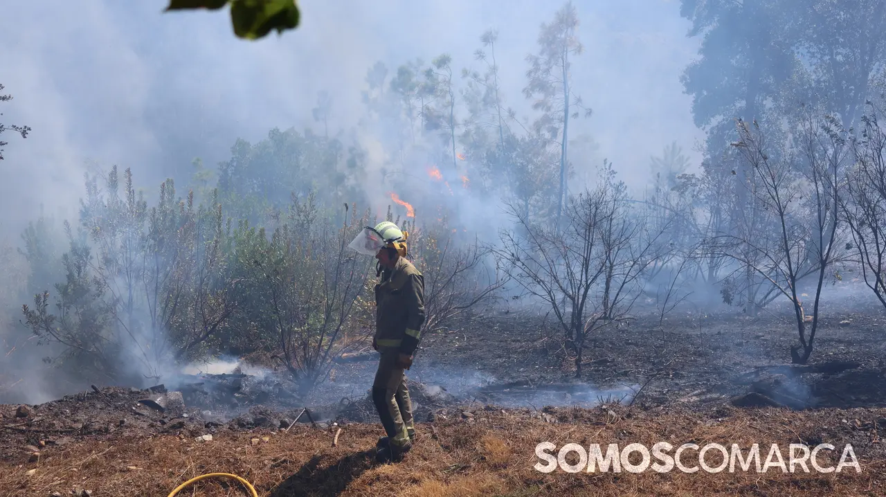 P_somoscomarca_2408022_vilamartin_incendio364