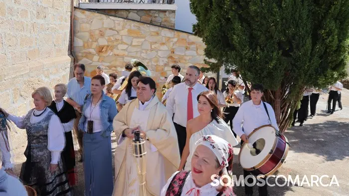 somoscomarca_2024_larouco_procesion_virxedosremedios (10)