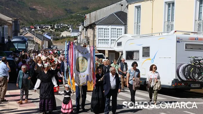somoscomarca_2024_larouco_procesion_virxedosremedios (15)